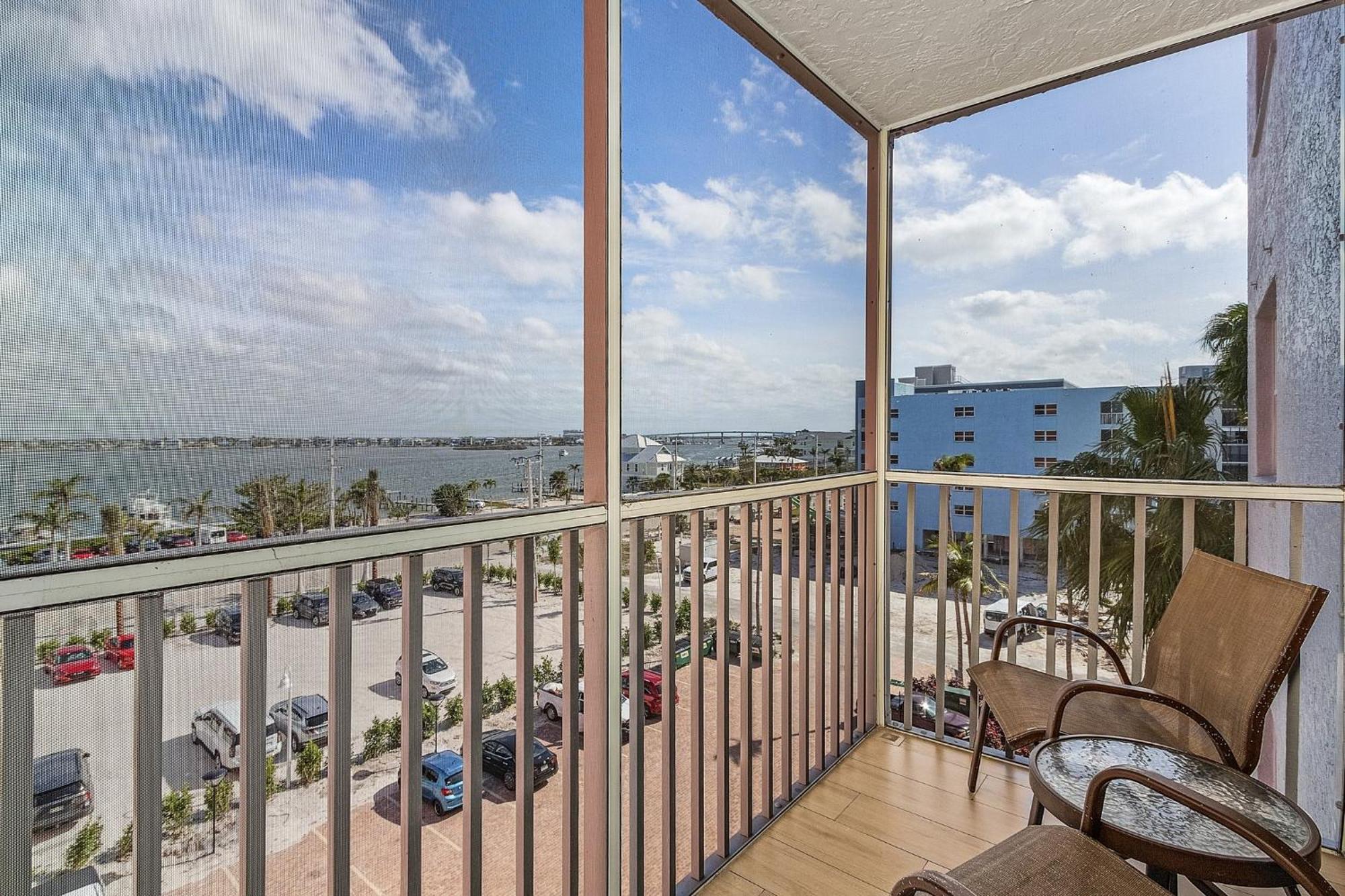 Welcome To Beach Villa'S # 406 Vacation Rental - 250 Estero Blvd Condo Fort Myers Beach Exterior foto